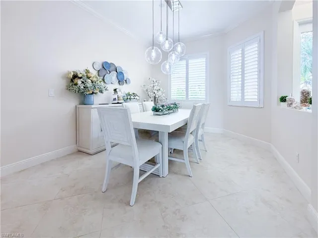 1033 Port Orange Way, Naples, Florida 34120