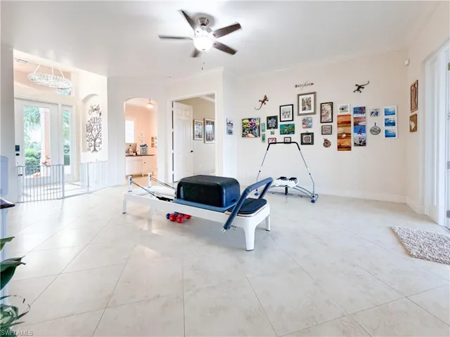 1033 Port Orange Way, Naples, Florida 34120