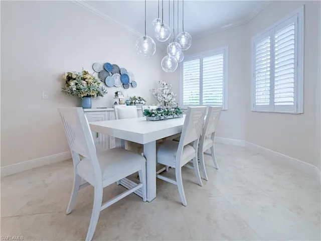 1033 Port Orange Way, Naples, Florida 34120