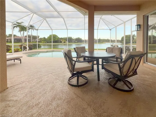 1033 Port Orange Way, Naples, Florida 34120