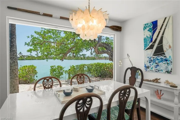 2539 Coconut Dr, Sanibel, Florida 33957