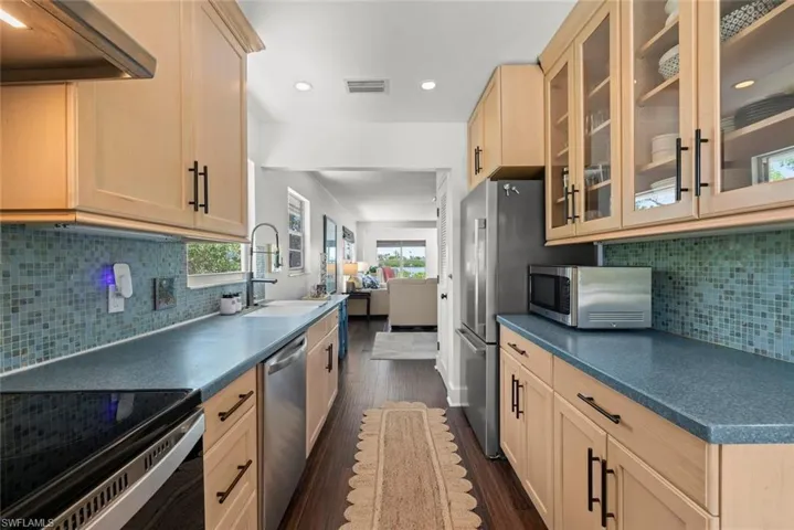 2539 Coconut Dr, Sanibel, Florida 33957