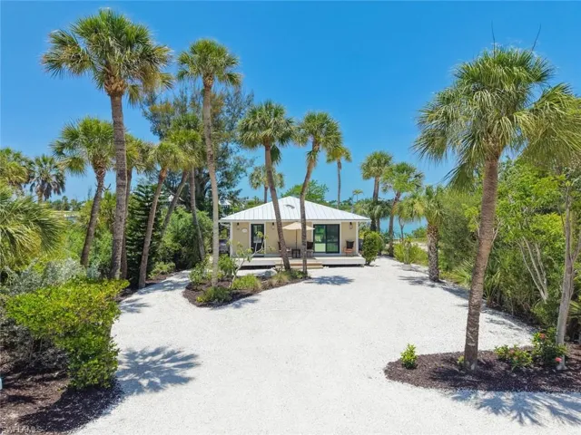 2539 Coconut Dr, Sanibel, Florida 33957