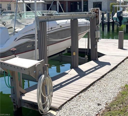 Power & Water at Dock