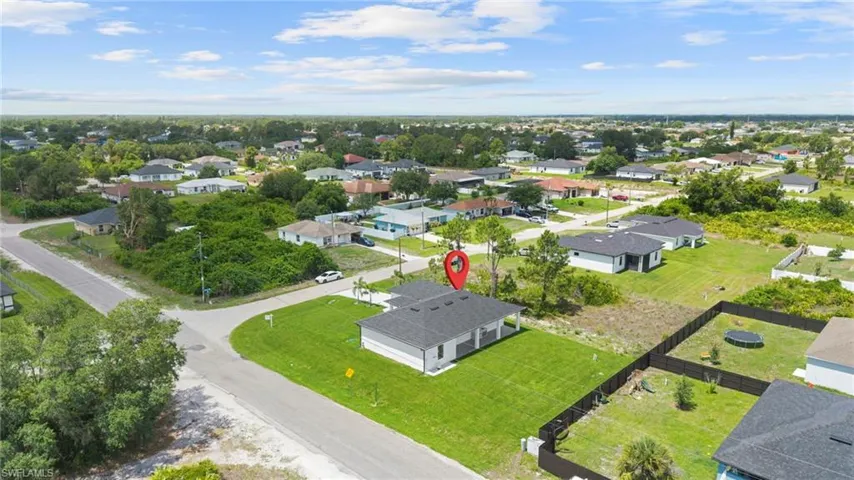 3800 24th St Sw, Lehigh Acres, Florida 33976