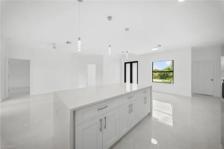 3800 24th St Sw, Lehigh Acres, Florida 33976