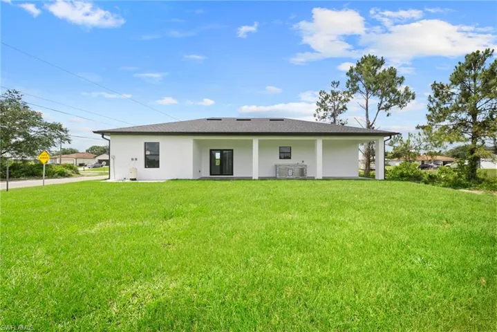 3800 24th St Sw, Lehigh Acres, Florida 33976