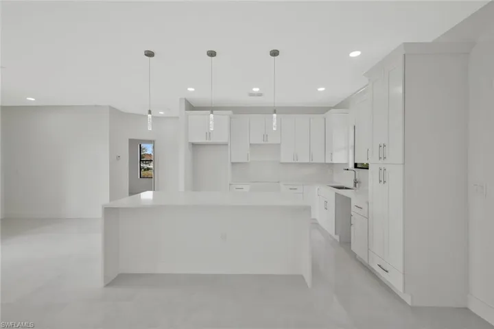 3800  24th SW ST, Lehigh Acres, FL 33976