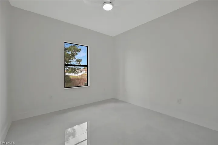 3800  24th SW ST, Lehigh Acres, FL 33976