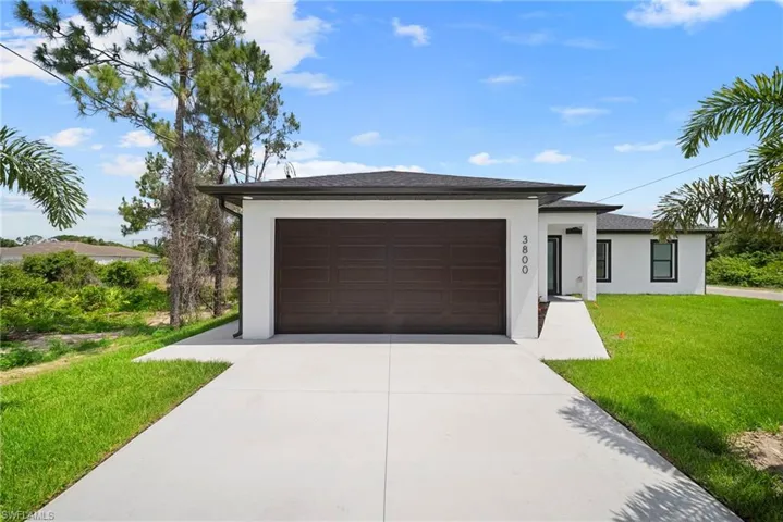 3800 24th St Sw, Lehigh Acres, Florida 33976