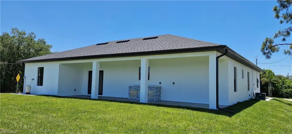3800  24th SW ST, Lehigh Acres, FL 33976