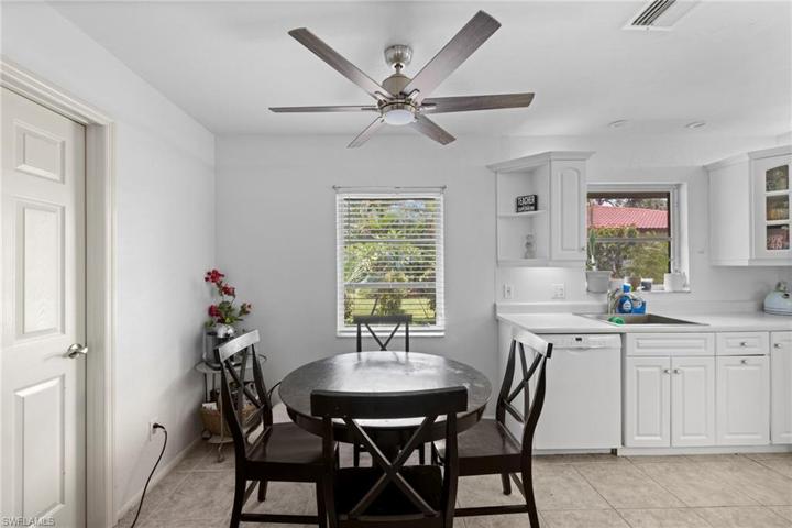Unit 1 - 2 bed/1 bath