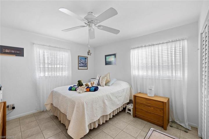 Unit 2 - 1 bed/1bath