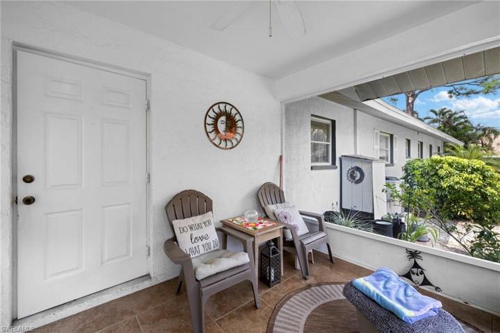 Unit 2 - 1 bed/1bath