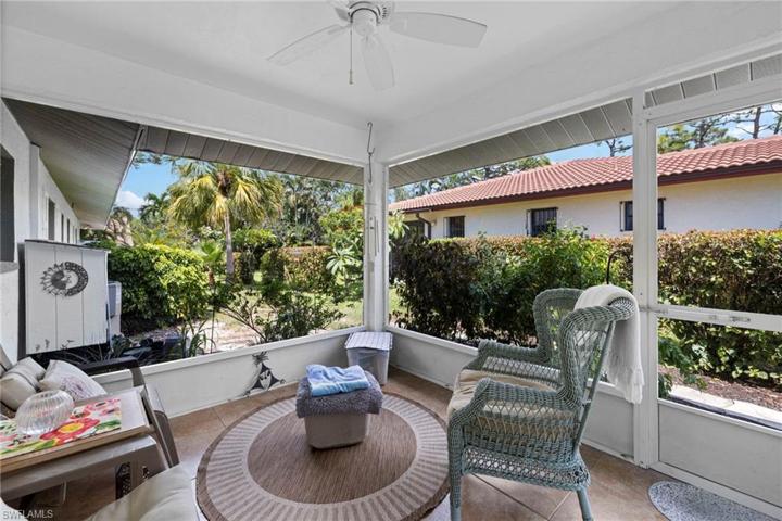 Unit 2 - 1 bed/1bath