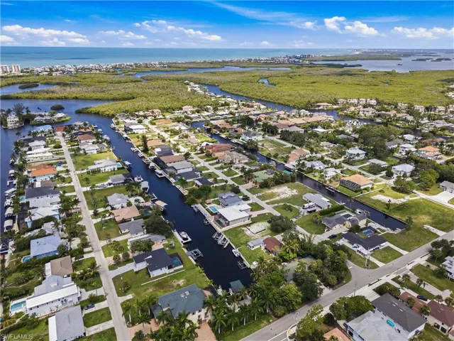 4817 Esplanade St, Bonita Springs, Florida 34134
