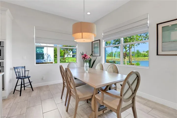 8922  Saint Lucia  DR, Naples, FL 34114