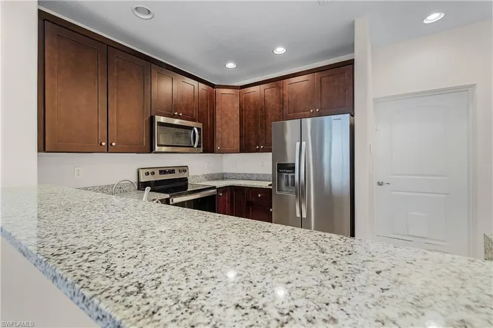 1808  William Reggie  RD, Cape Coral, FL 33914
