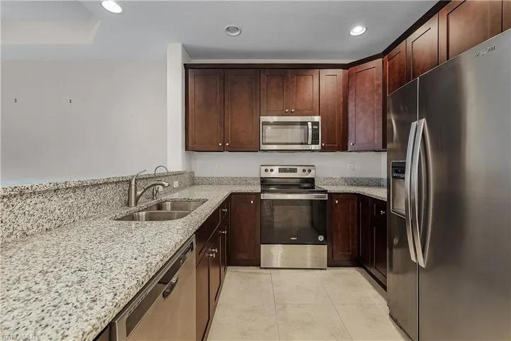 1808  William Reggie  RD, Cape Coral, FL 33914