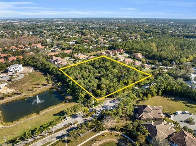 3001  Bailey  LN, Naples, FL 34105