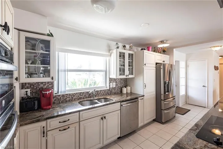Spacious remodeled kitchen with pantry