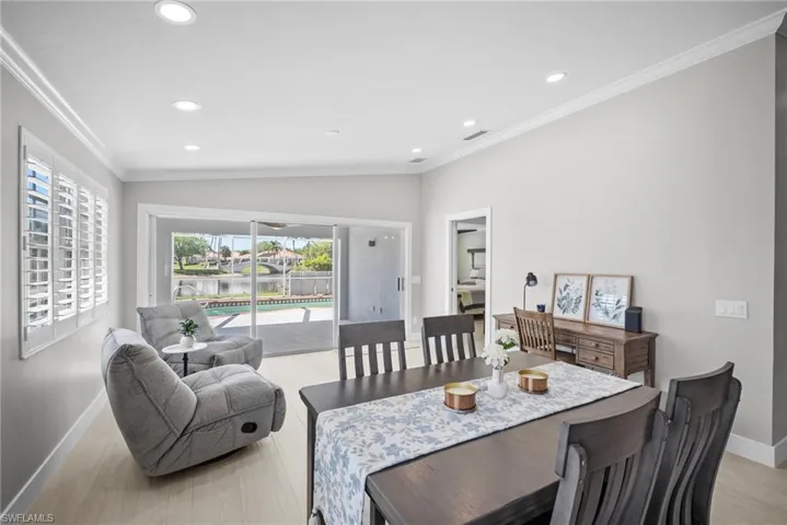 3701  Yakobi  LN, Naples, FL 34119