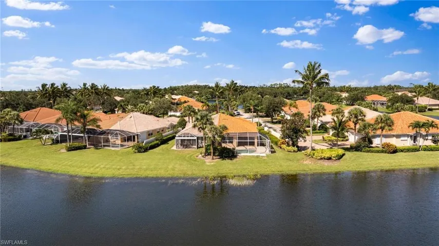 3701  Yakobi  LN, Naples, FL 34119