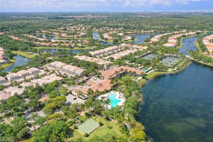 3701  Yakobi  LN, Naples, FL 34119