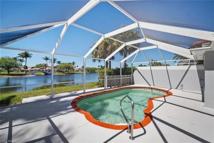 3701  Yakobi  LN, Naples, FL 34119