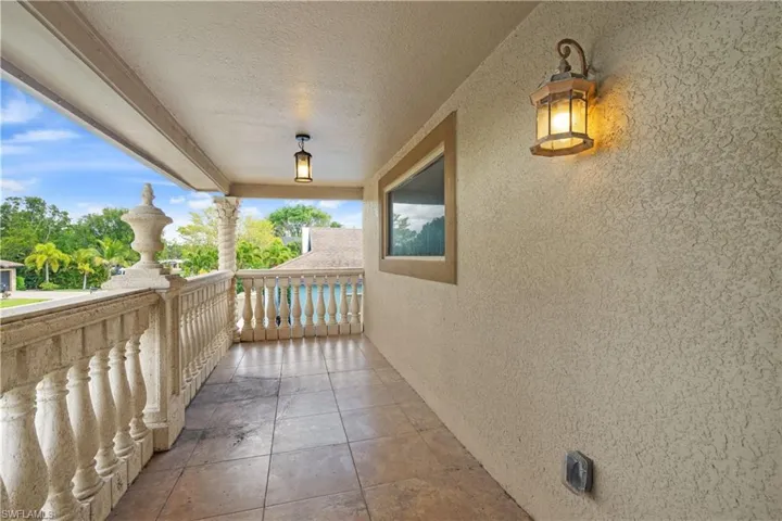 Balcony off the loft