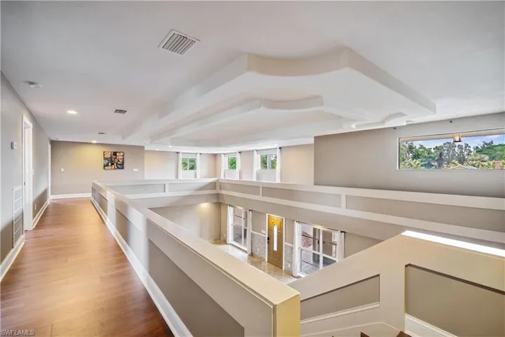 Upstairs corridor to bedrooms and loft