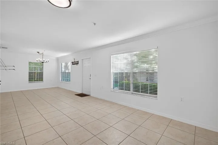 9076 Gervais Cir 410, Naples, Florida 34120