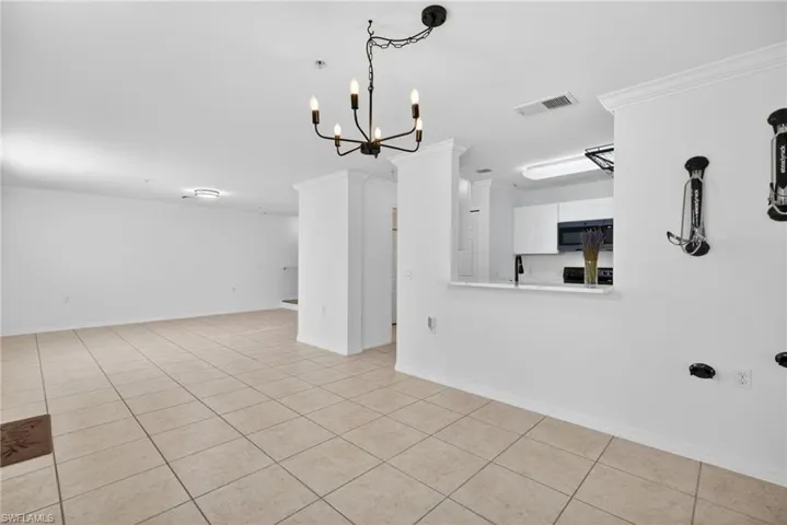 9076 Gervais Cir 410, Naples, Florida 34120
