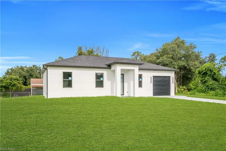 1800 Hibiscus Ave, Lehigh Acres, Florida 33972
