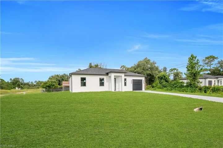 1800 Hibiscus Ave, Lehigh Acres, Florida 33972