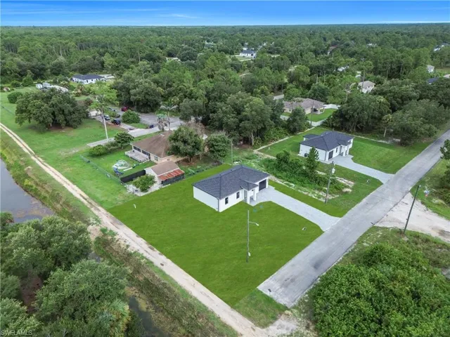 1800 Hibiscus Ave, Lehigh Acres, Florida 33972