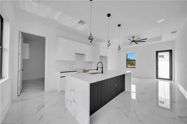 1800 Hibiscus Ave, Lehigh Acres, Florida 33972