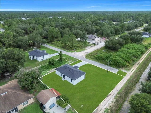 1800 Hibiscus Ave, Lehigh Acres, Florida 33972