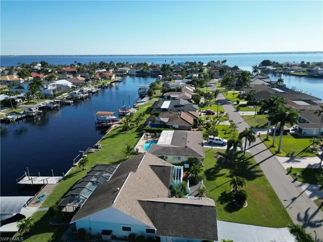 Aerial of 200+ canal leading directly to Caloosahatchee River