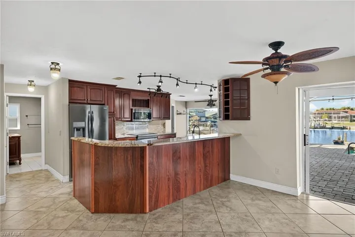 Custom kitchen cabinetry - Electrolux Appliances