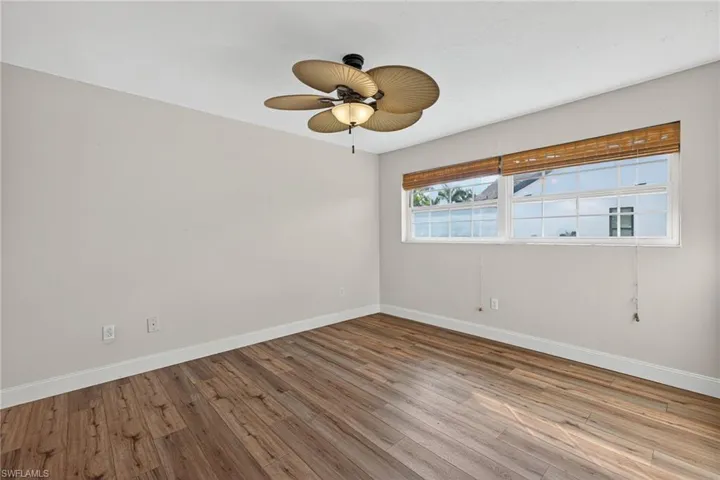 LVT floors, lights of natural light