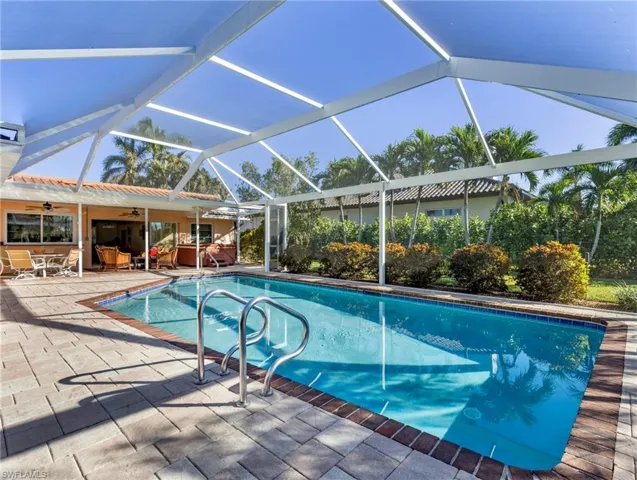 392 Snow Dr, Fort Myers, Florida 33919
