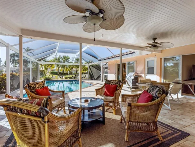 392 Snow Dr, Fort Myers, Florida 33919