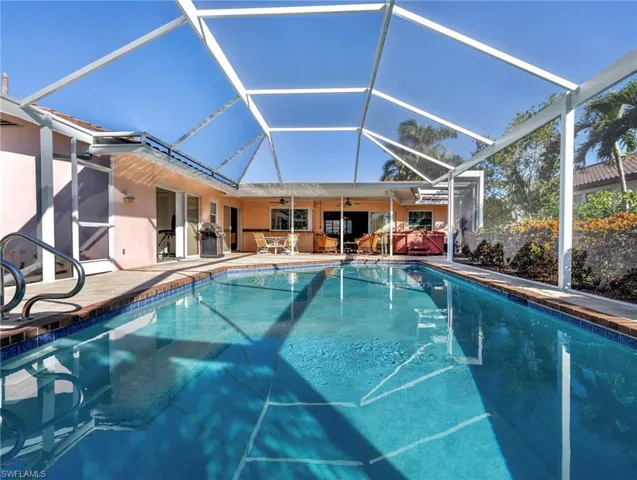 392 Snow Dr, Fort Myers, Florida 33919