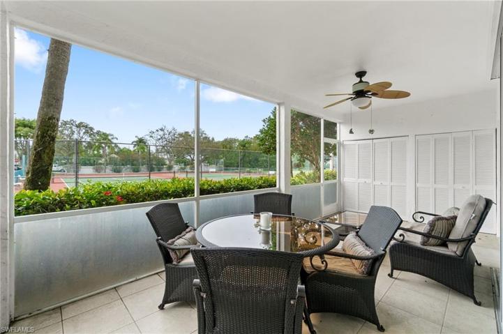 Large outdoor space in your lanai