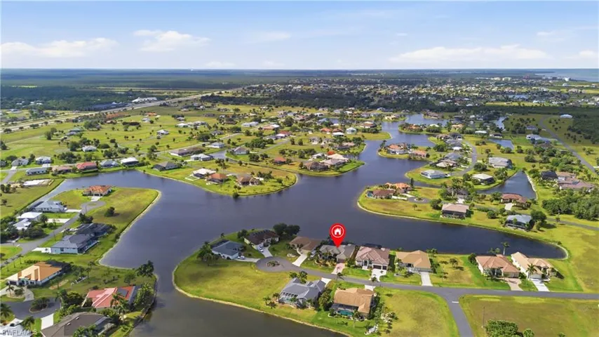 24319  Contra Costa  LN, Punta Gorda, FL 33955