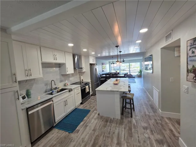 4006 Se 20th Pl 4, Cape Coral, Florida 33904