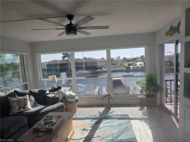 4006 Se 20th Pl 4, Cape Coral, Florida 33904