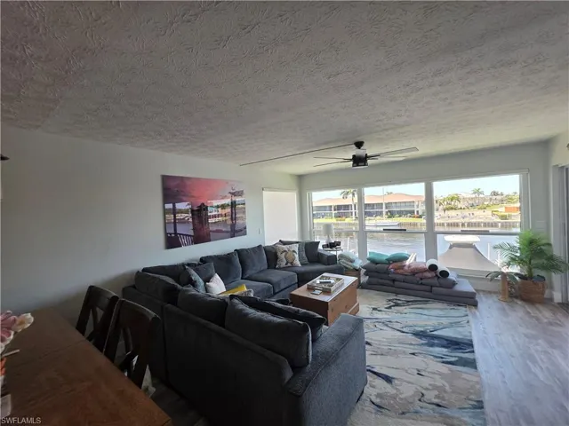 4006 Se 20th Pl 4, Cape Coral, Florida 33904