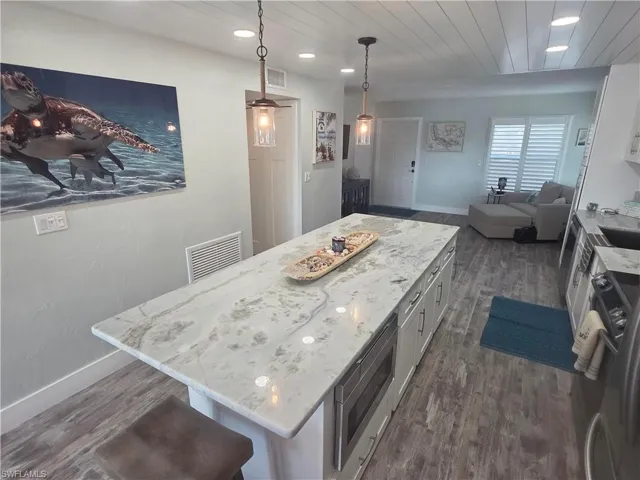 4006 Se 20th Pl 4, Cape Coral, Florida 33904